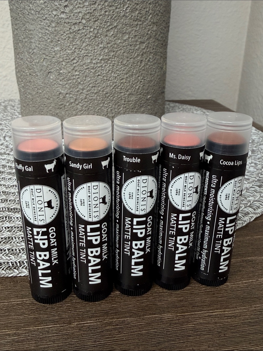 ❤️$20 NWT Dionis Goat Milk Lip Balm Matte Tint Set